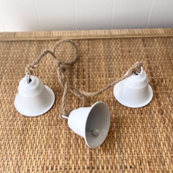 Krissy Bell garland (3) - White - Daisy Grace Lifestyle