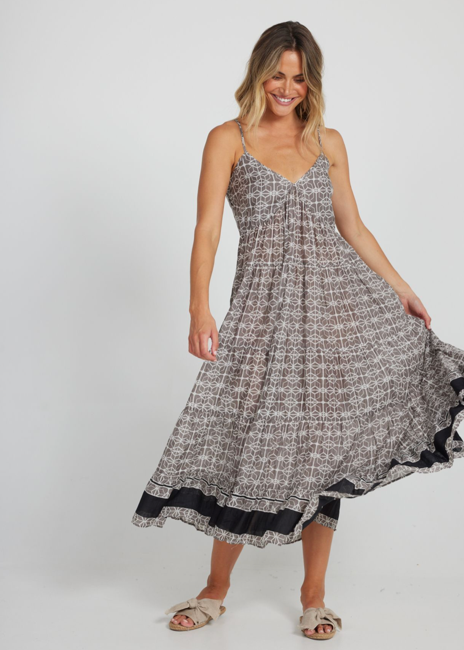Solmar Dress - Escapade Silk - Daisy Grace Lifestyle