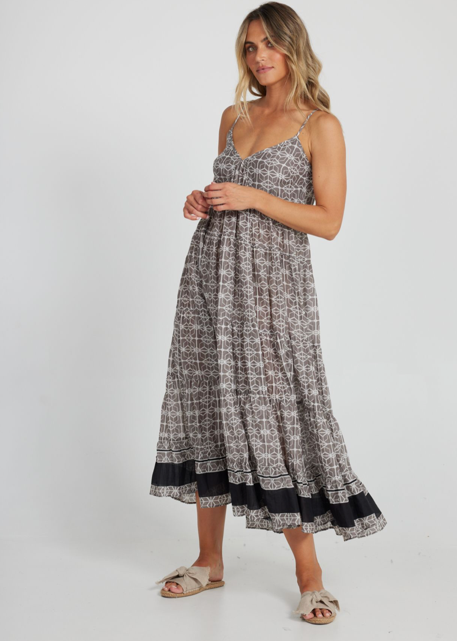 Solmar Dress - Escapade Silk - Daisy Grace Lifestyle