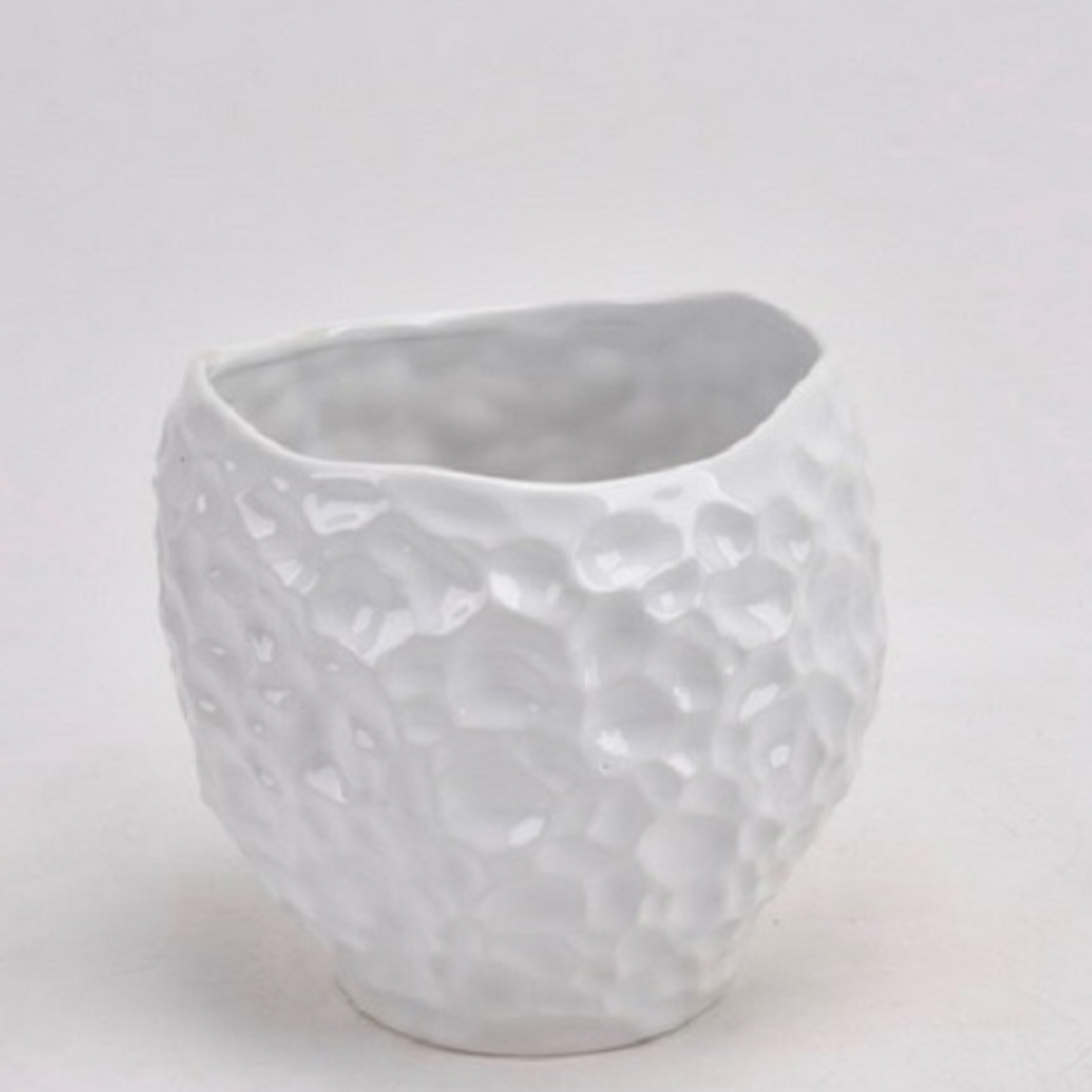 Mode Storm Vase - White - Daisy Grace Lifestyle