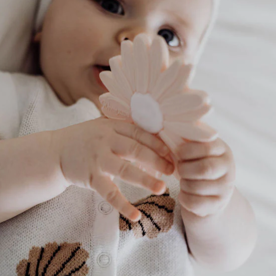 Silicone Teether - Petal Daisy