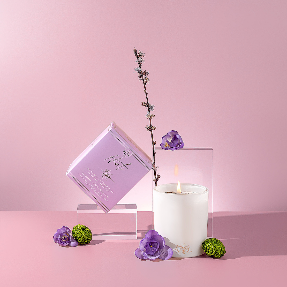 HUNTI' | THE CANDLE OF TRANQUILITY | CAMELLIA + LOTUS BLOSSOM