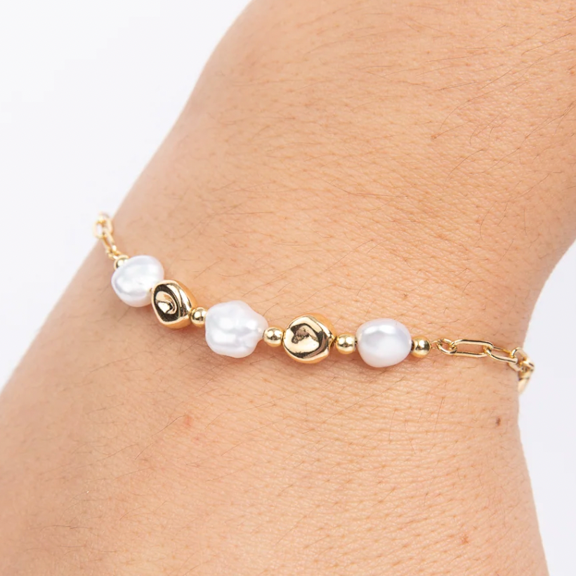 Elva Bracelet - Pearl + Gold