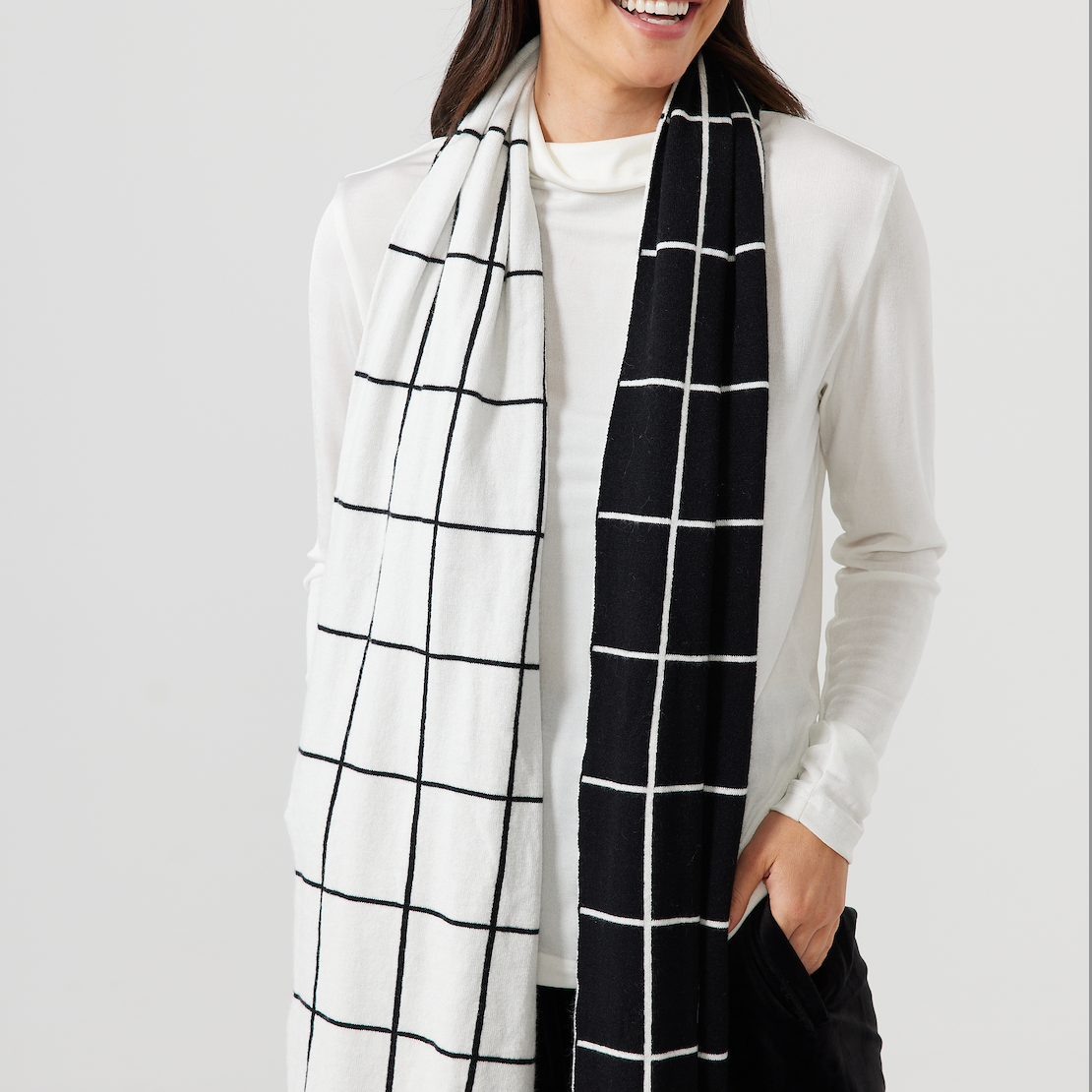 Grid Wrap Scarf - Black and White - Daisy Grace Lifestyle