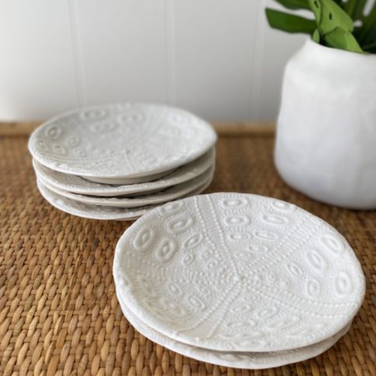 Mode Urchin Plate - Daisy Grace Lifestyle