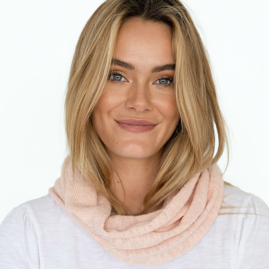 Simple Snood - Petal Pink - Daisy Grace Lifestyle